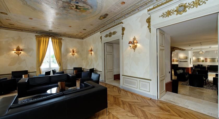 Chateau De Pizay Hotel Belleville-sur-Saone