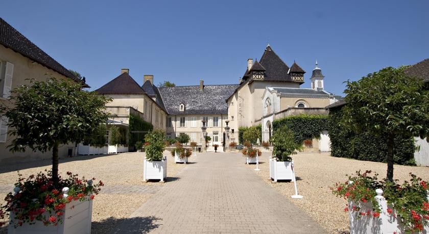 Hotel Chateau De Pizay 4*